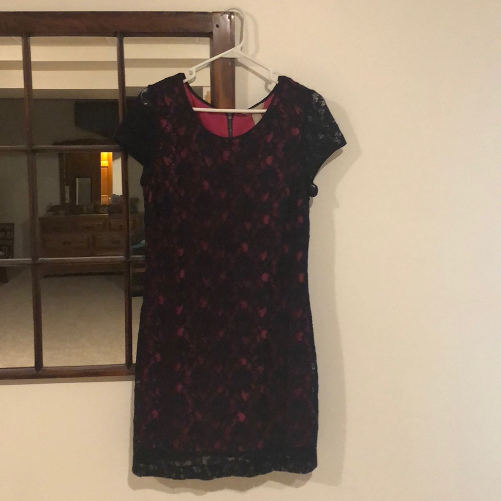 Banana republic dress navy lace and pink